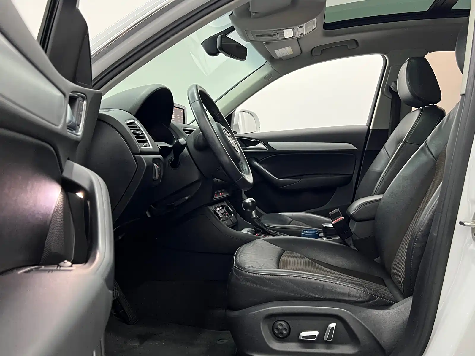 Фото 6 - Audi Q3