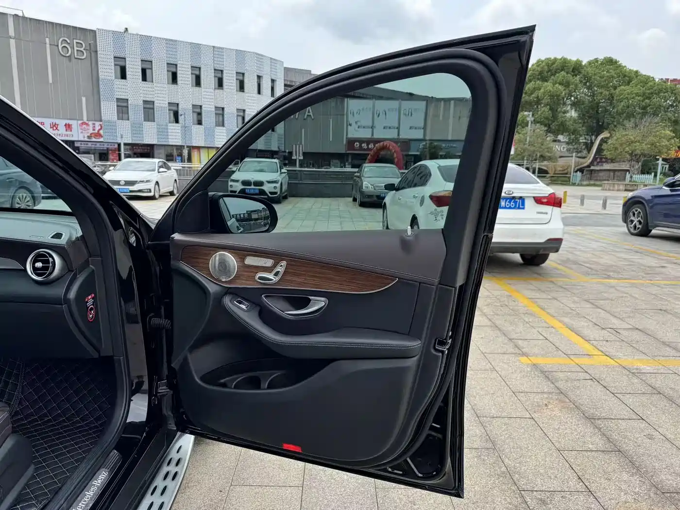 Mercedes-Benz GLC 2021 GLC 300 L 4MATIC Sporty фото 30