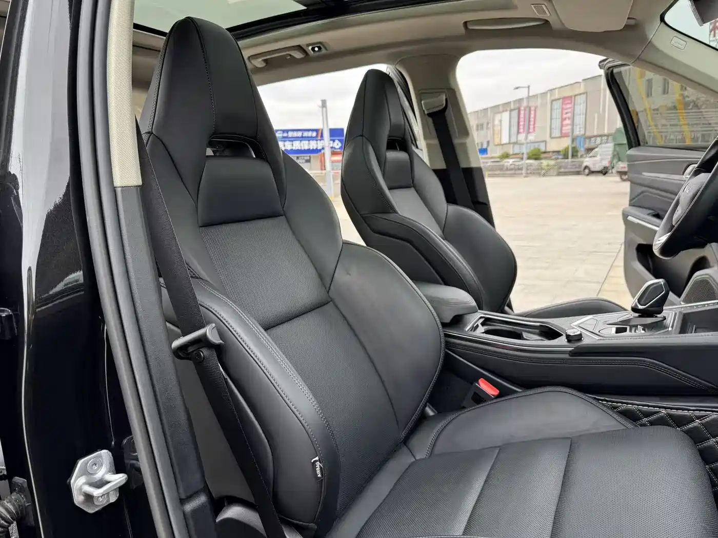 Lynk & Co 01 2021 2.0TD 2WD Shine Pro фото 31