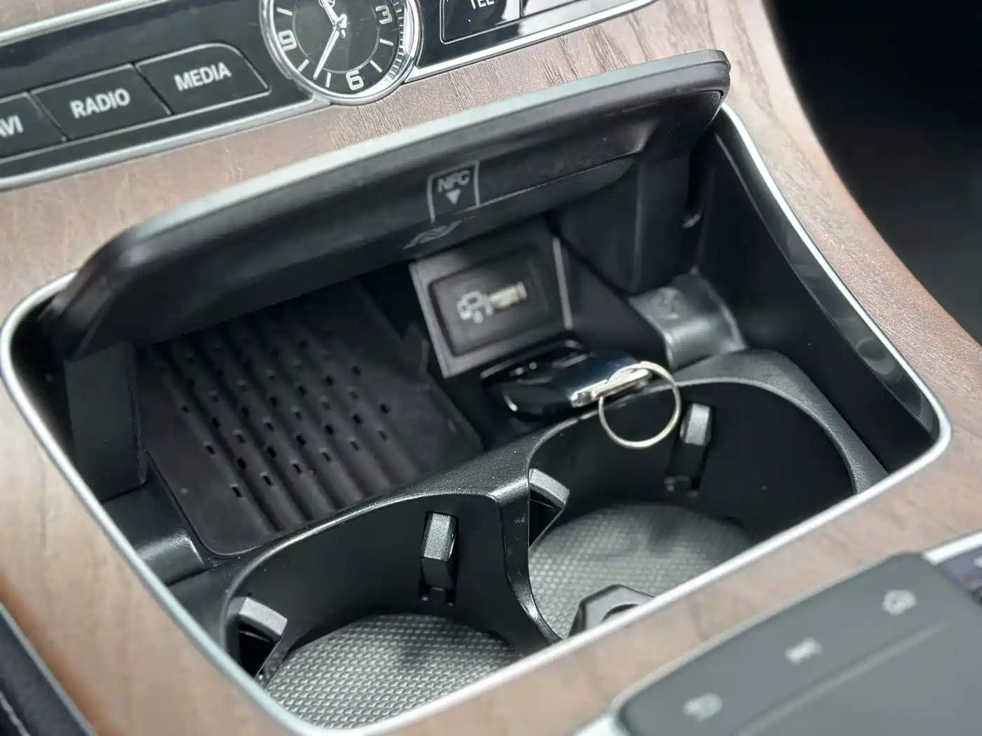 Mercedes-Benz E-Class 2020 Facelift E 300 L Exclusive фото 11