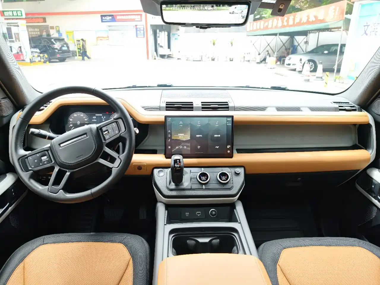 Land Rover Defender 2023 Model 110 3.0T P400 X-DYNAMIC HSE фото 9