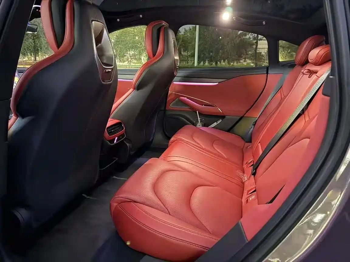 XIAOMI CAR XIAOMI SU7