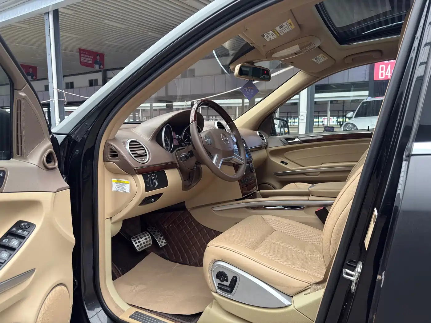 Mercedes-Benz GL-Class фото 5