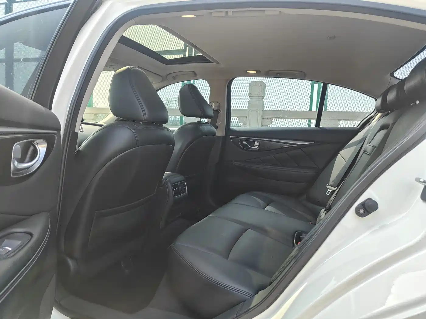 Infiniti Q50L 2017 2016 Model 2.0T Comfort Edition