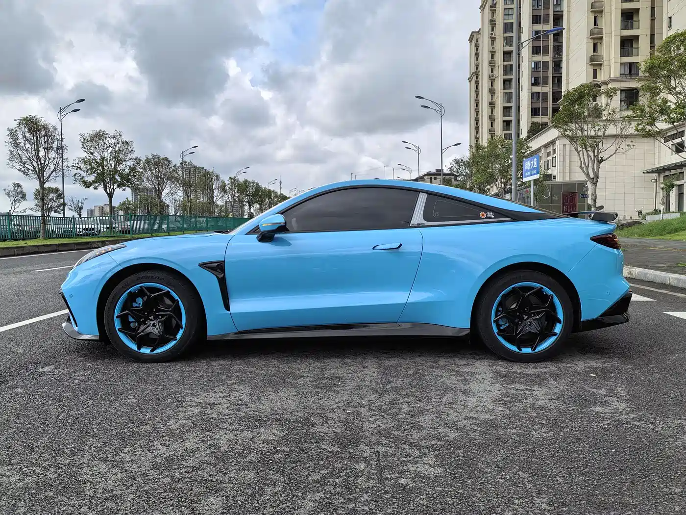 Nezha Auto Nezha GT 2023 2023 Model 560 Lite