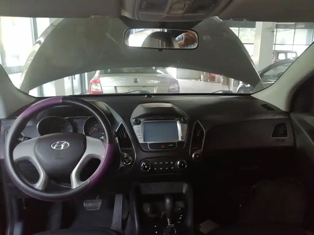 Hyundai Beijing Hyundai ix35 2015 2.0L Automatic 2WD Comfort China V фото 10