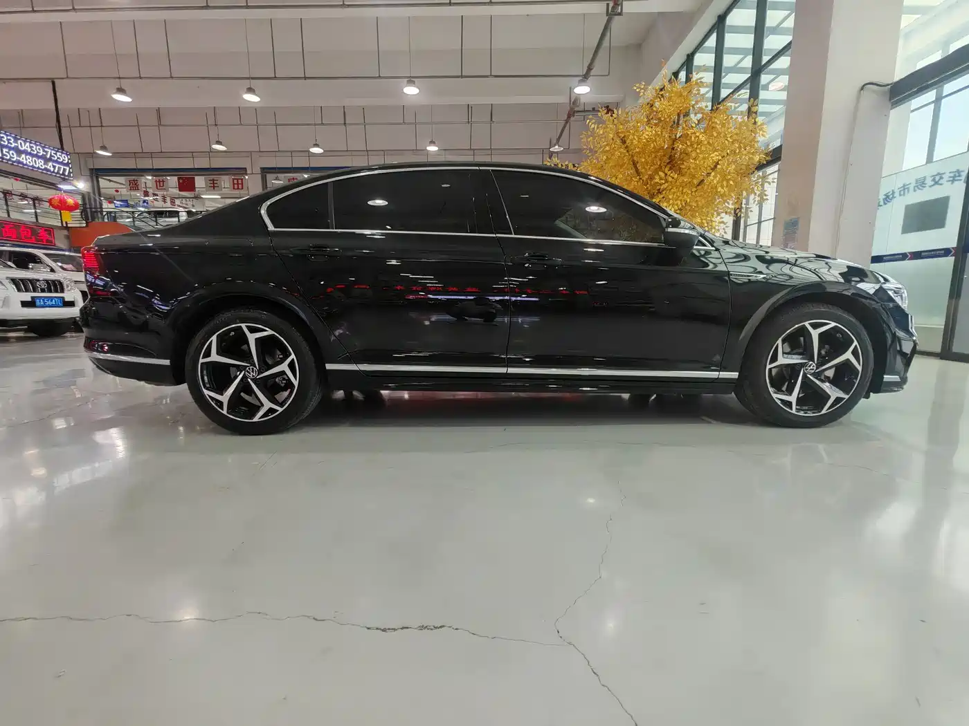 Volkswagen Magotan 2024 2 Million Units Public Sharing Edition 330TSI DSG Luxury фото 27
