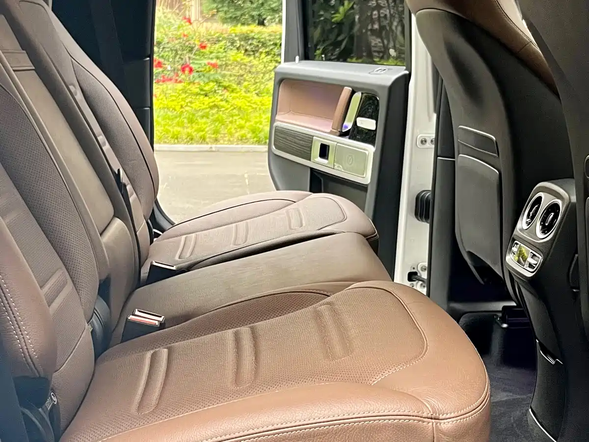 MERCEDES-BENZ G-CLASS