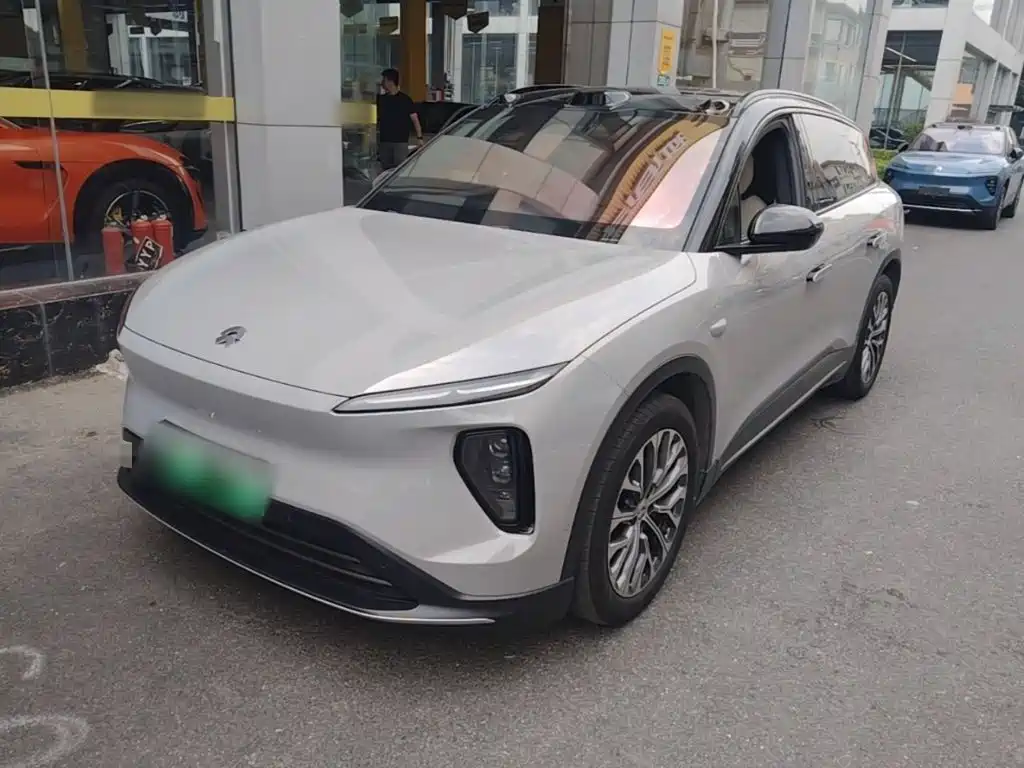 Фото 2 - NIO ES6