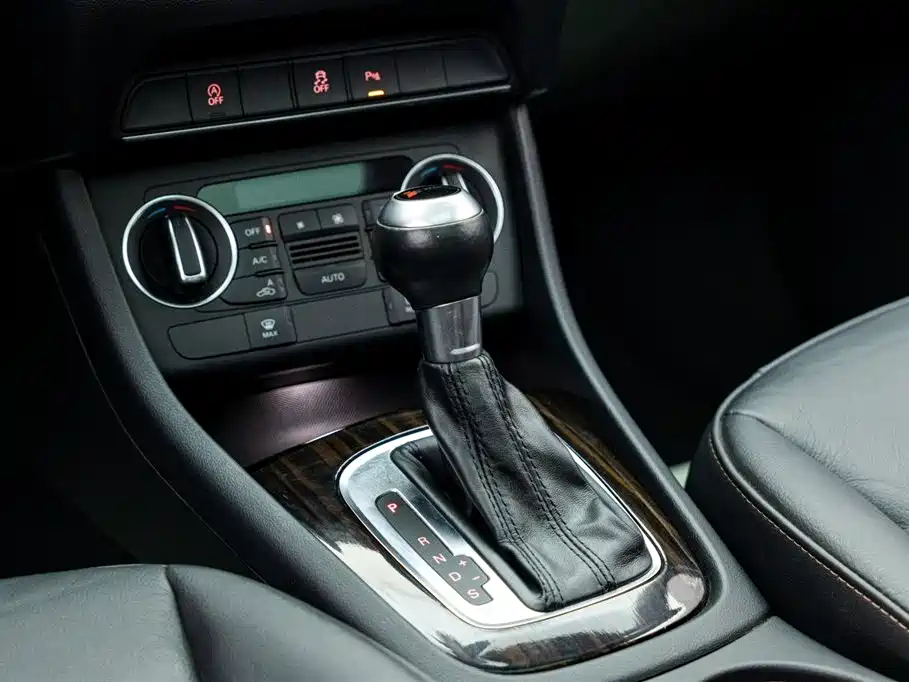 Audi Q3 2017 30 TFSI Fashion фото 14