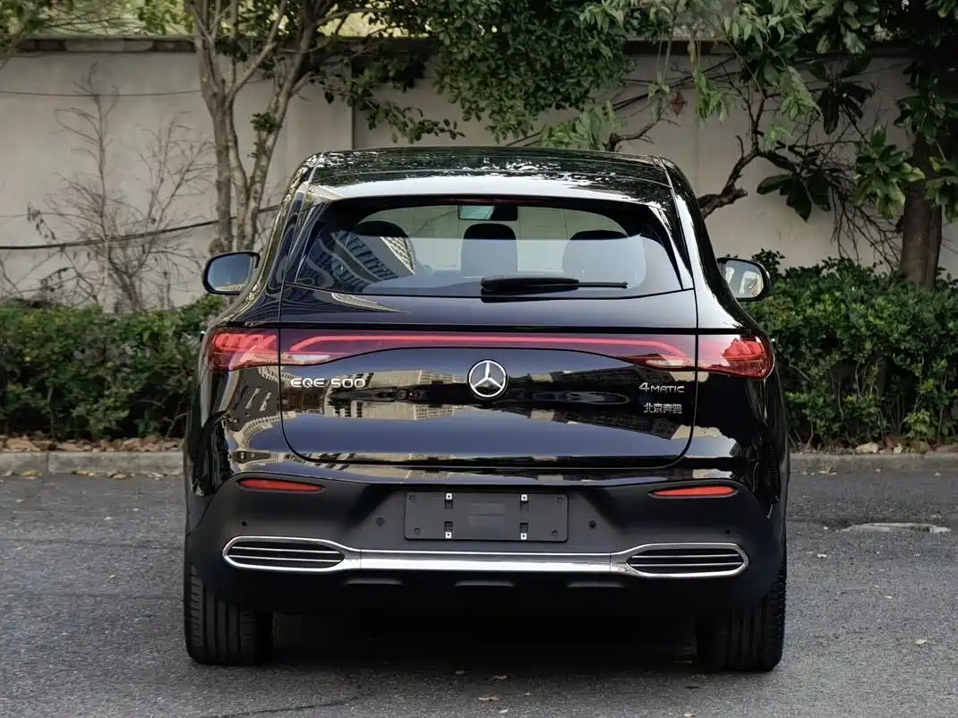 Mercedes-Benz EQE SUV 2024 500 4MATIC Luxury Edition фото 7