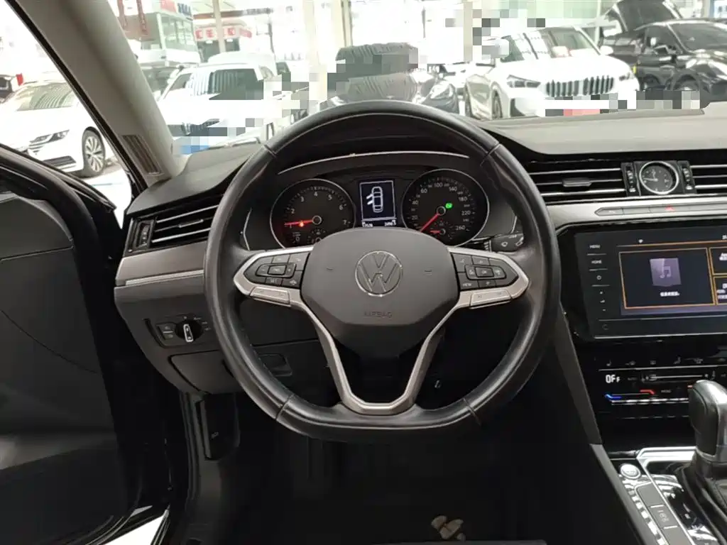 Volkswagen Magotan 2020 330TSI DSG Luxury фото 11