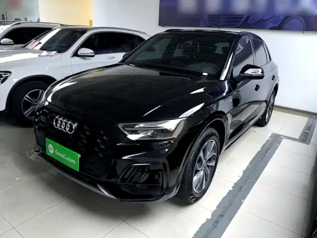 Audi Q5L 40T, Люкс Драйв