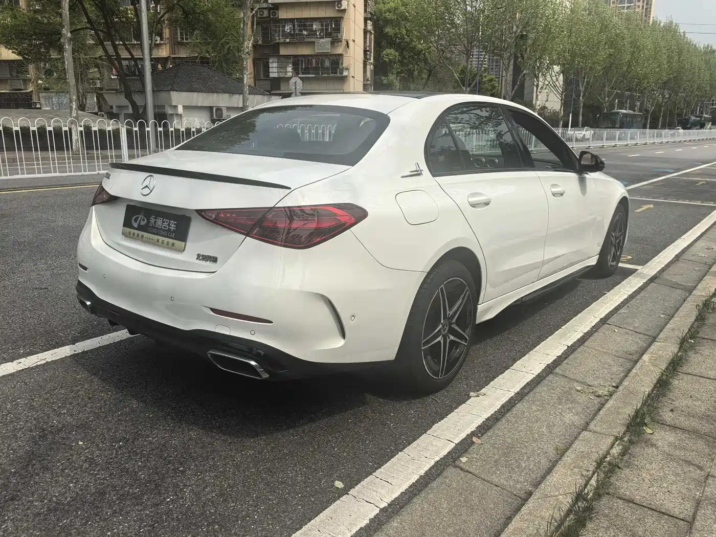 Mercedes-Benz C-Class 2024 C 260 L Night Edition Sport фото 14
