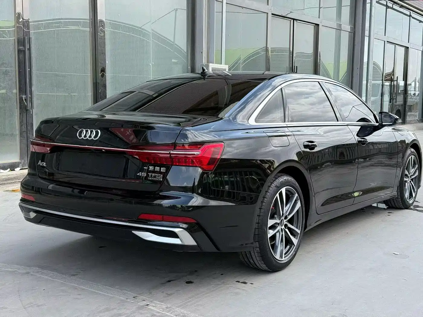 Audi A6L 2024 40 TFSI Luxury Dynamic фото 6