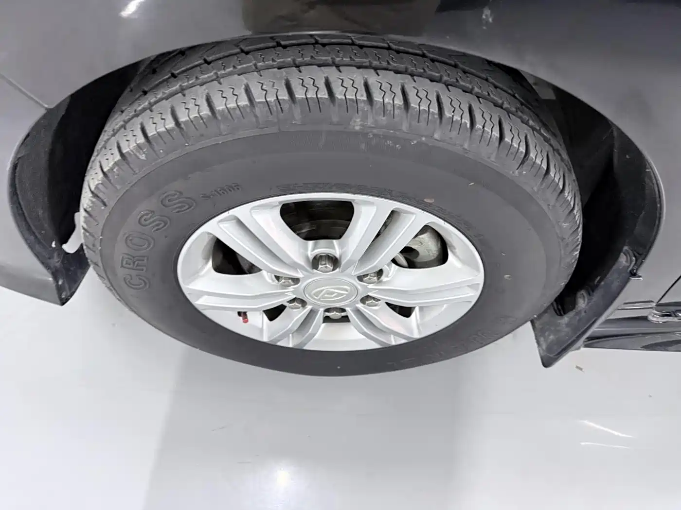 SAIC Maxus Maxus G10 2021 2.0T Manual Smart Edition Diesel 7-Seater фото 4