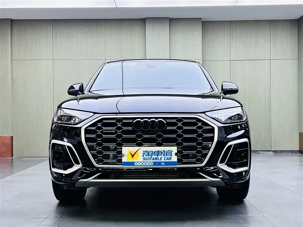 Audi Q5L 2022 40T Luxury Dynamic фото 2