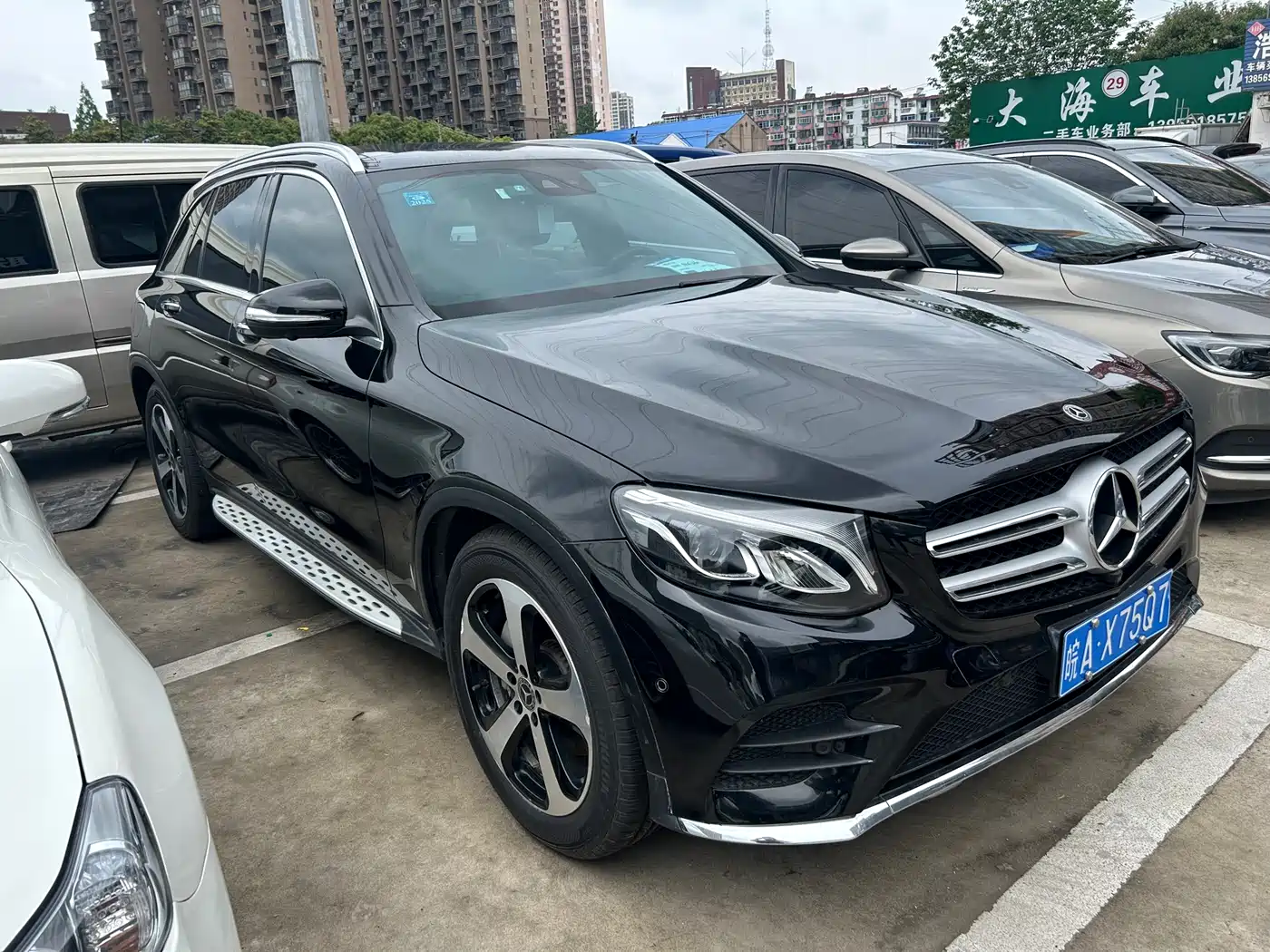 Mercedes-Benz GLC 2019 GLC 260 4MATIC Luxury фото 3