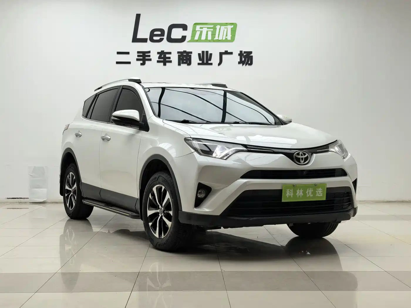 Toyota RAV4 Rongfang 2016 2.0L CVT 2WD Comfort (China V) фото 3