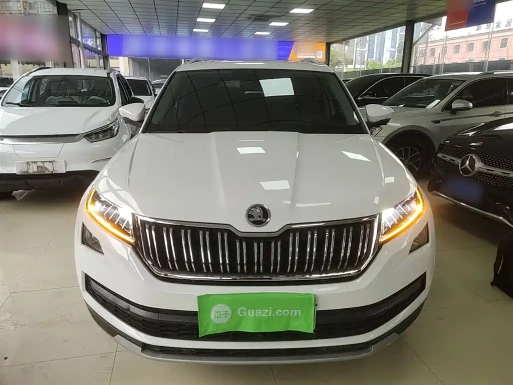 Škoda Kodiaq 2018 Facelift TSI330 7-seat 2WD Luxury Tech Edition фото 3
