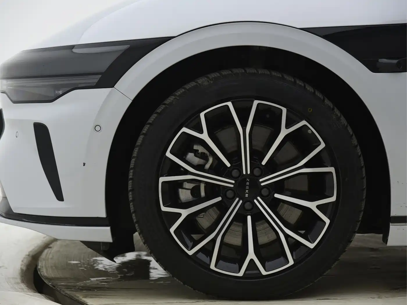 ZEEKR EXTREME KRYPTON 007GT