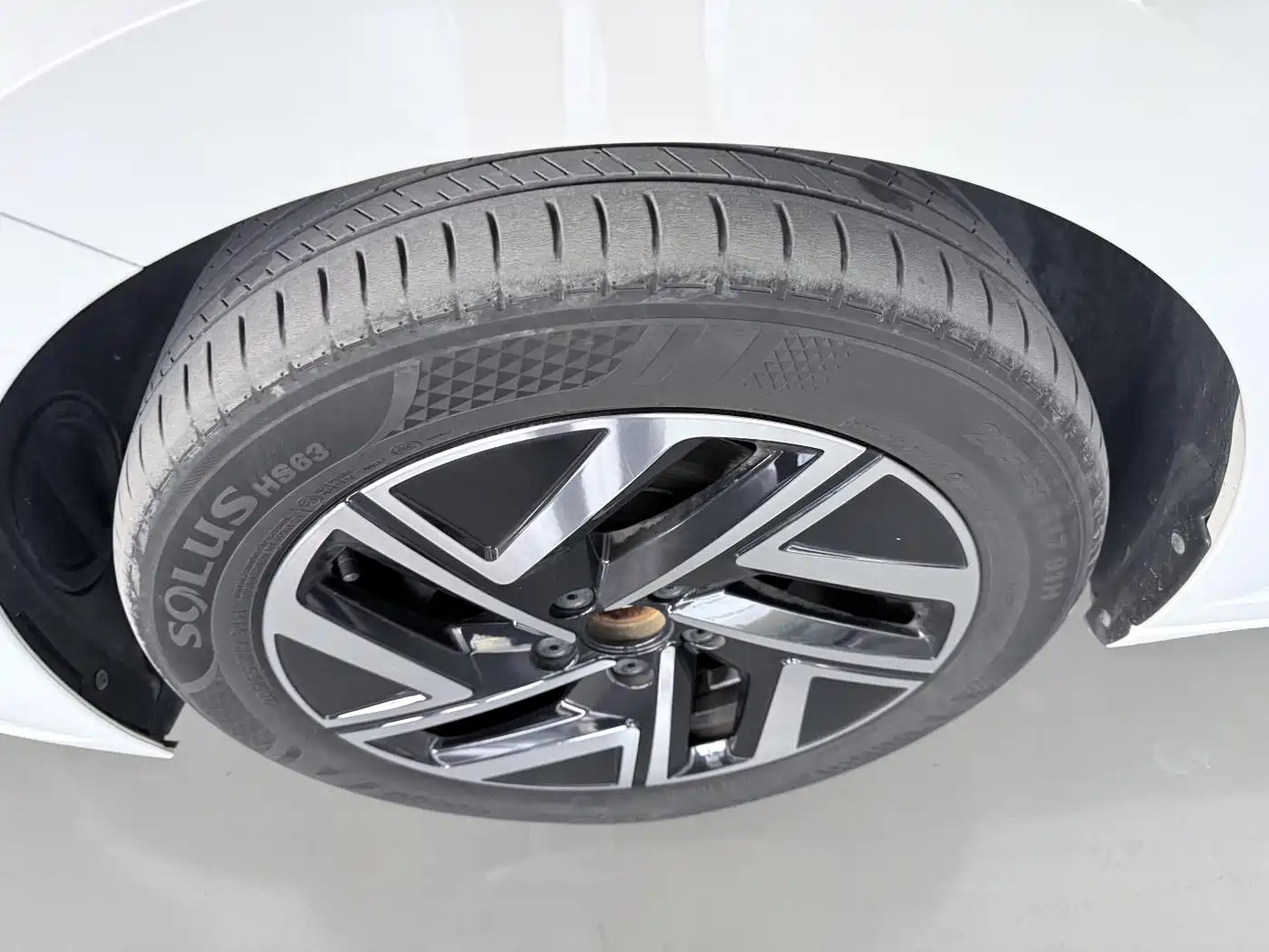 Volkswagen Sagitar 2023 300TSI DSG Excellence Edition фото 9