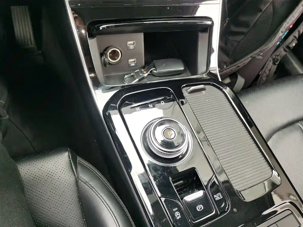 Kia K5 2020 270T CVVD Luxury Tech Version фото 14