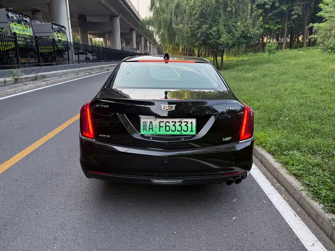 CADILLAC CT6 PLUG IN