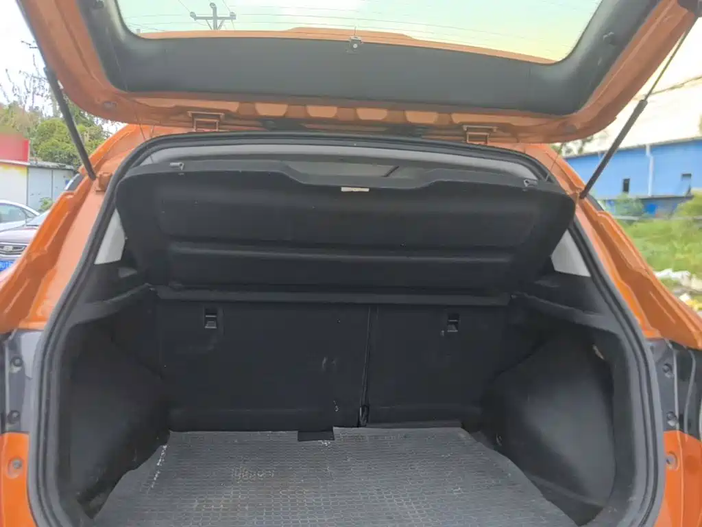 Soueast DX3 2018 2016 Model 1.5T CVT Flagship Type