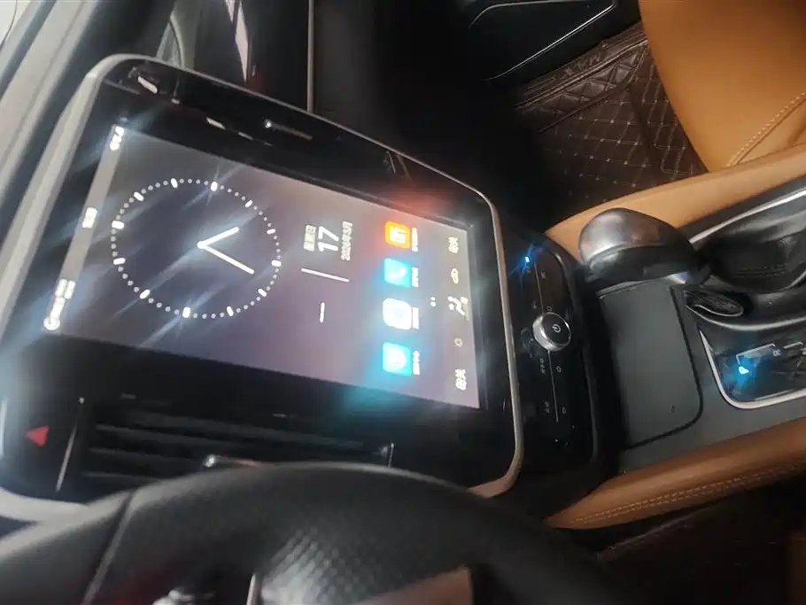 BYD Song MAX 2018 1.5T Auto Smart Connected Elite 6-Seater фото 13