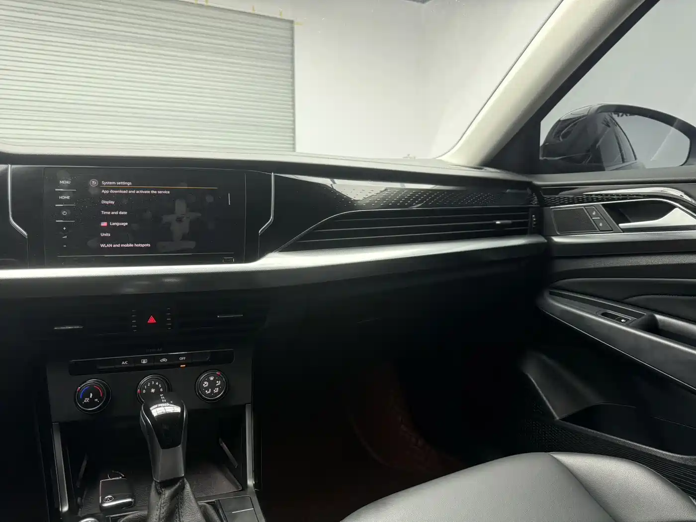 Volkswagen Passat 2024 280TSI Business Edition фото 21