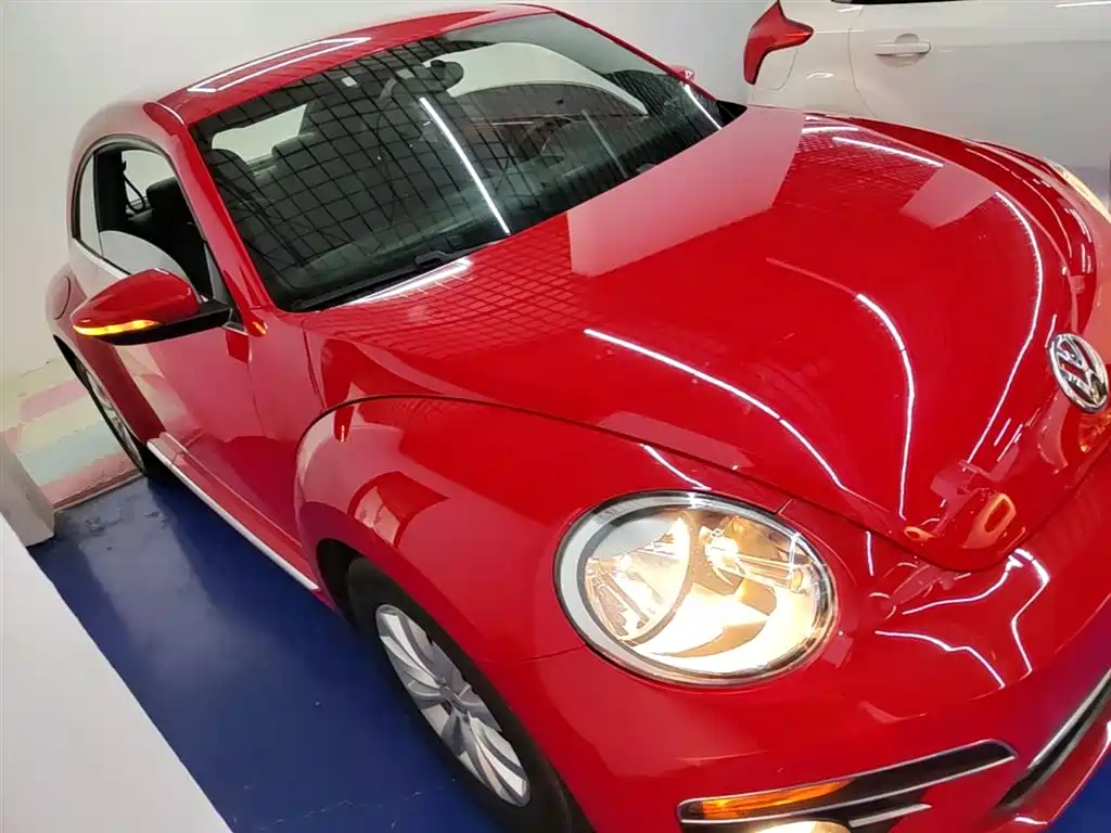 Volkswagen Beetle 2018 180TSI Easy Joy Edition фото 4