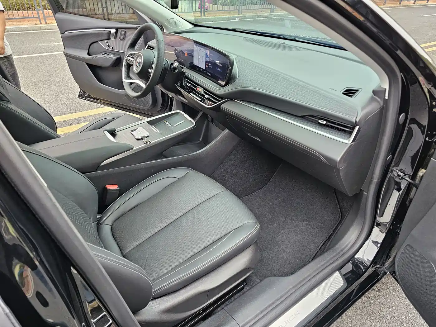 BUICK LACROSSE