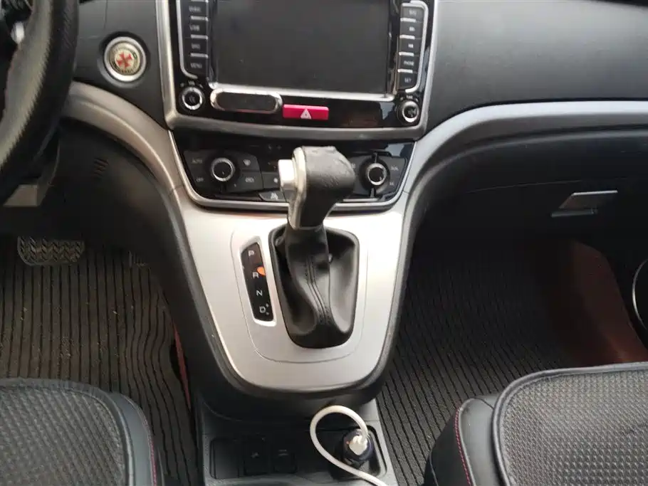 Haval M6 2018 Facelift 1.5T DCT 2WD Elite Edition фото 16