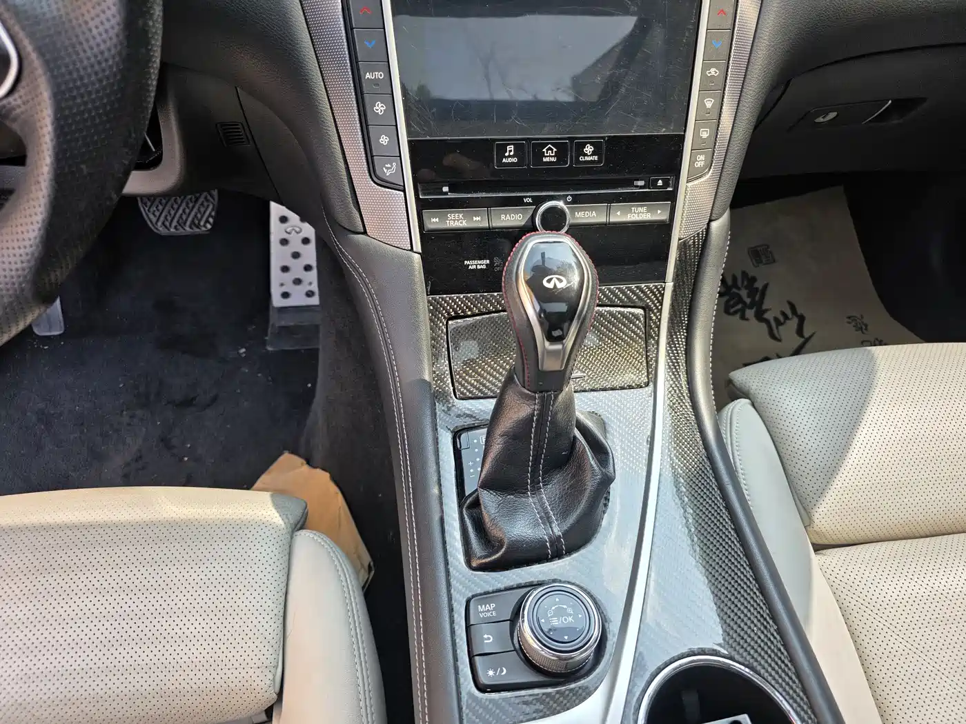 Infiniti Q50L 2015 2.0T Enjoyment Edition фото 8