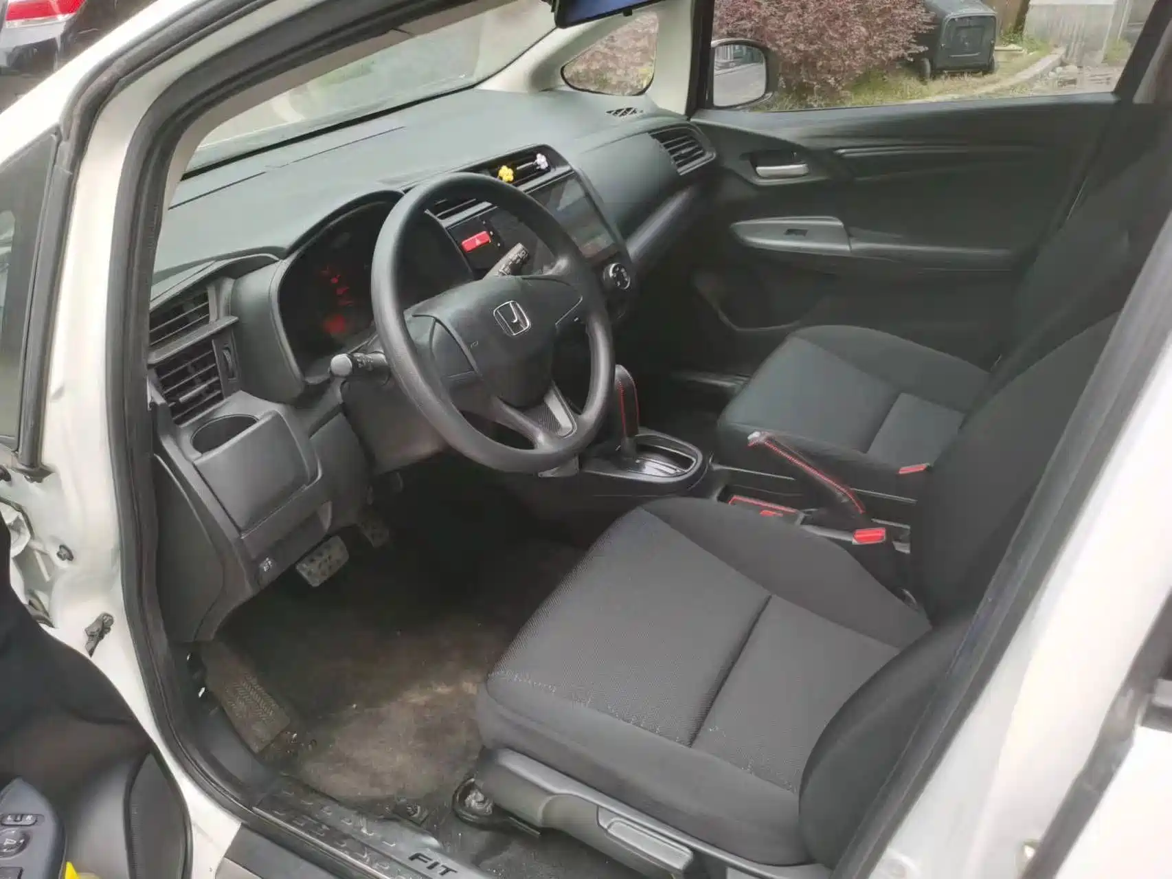 صورة 5 - Honda Fit