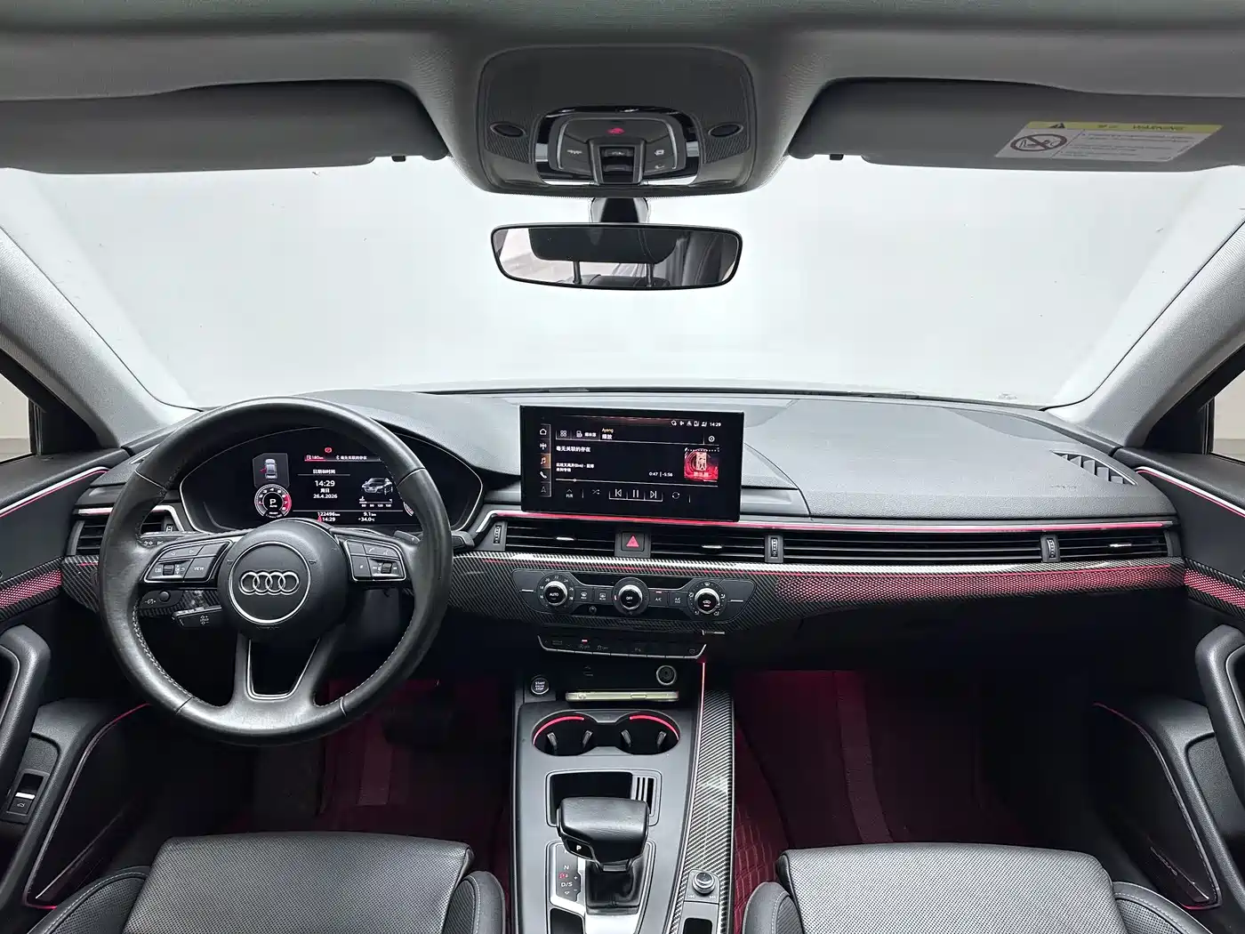 Audi A4L 2021 40 TFSI Premium Life Edition фото 16