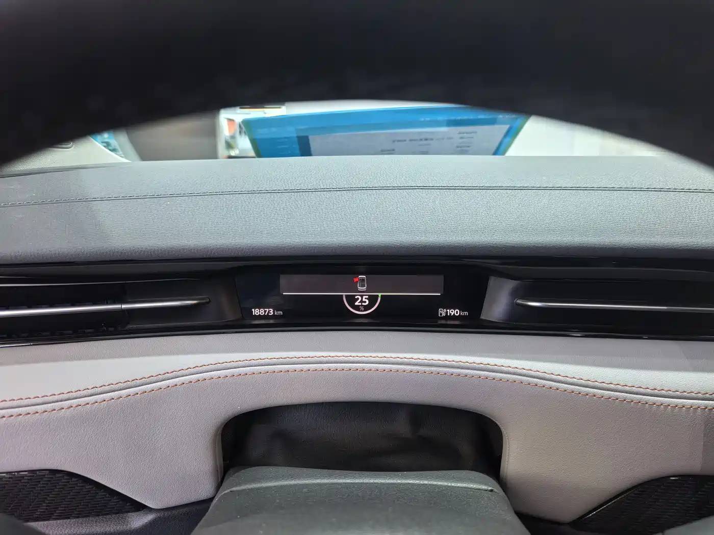 VOLKSWAGEN ID.7 VIZZION