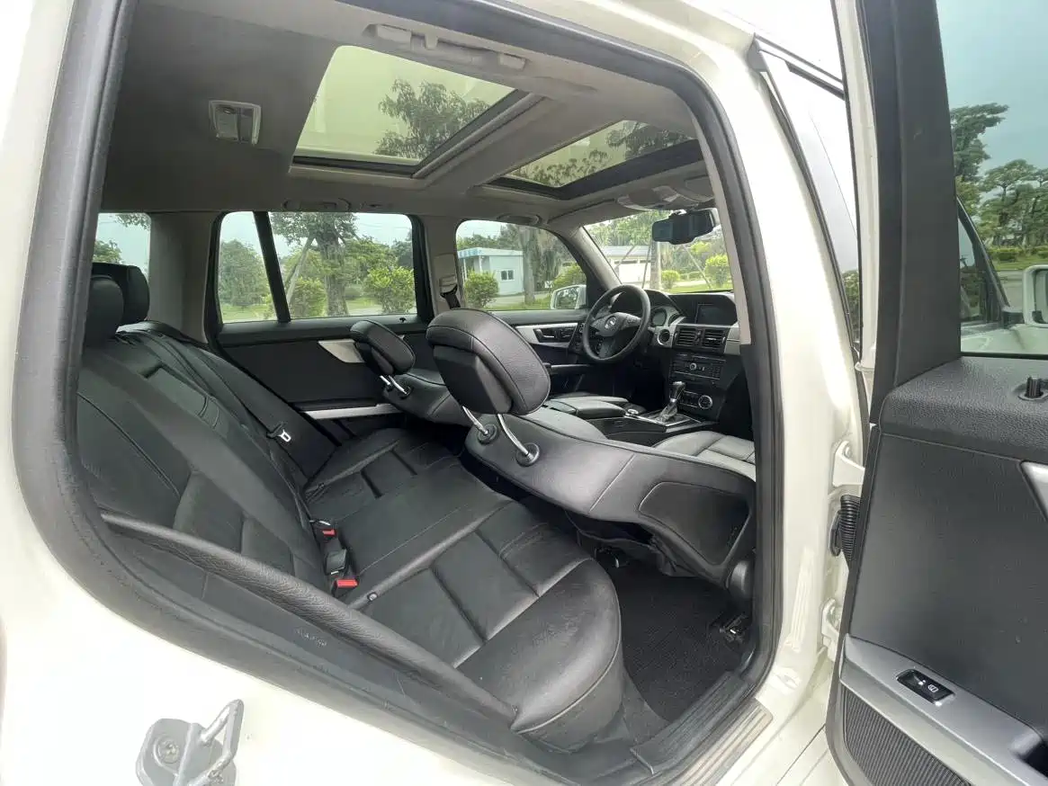 Mercedes-Benz GLK-Class (Import) 2008 GLK 300 4MATIC Luxury Edition фото 17