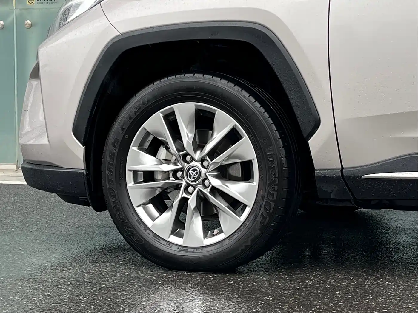 Toyota Wildlander 2022 2.0L CVT AWD Luxury PLUS Edition фото 8