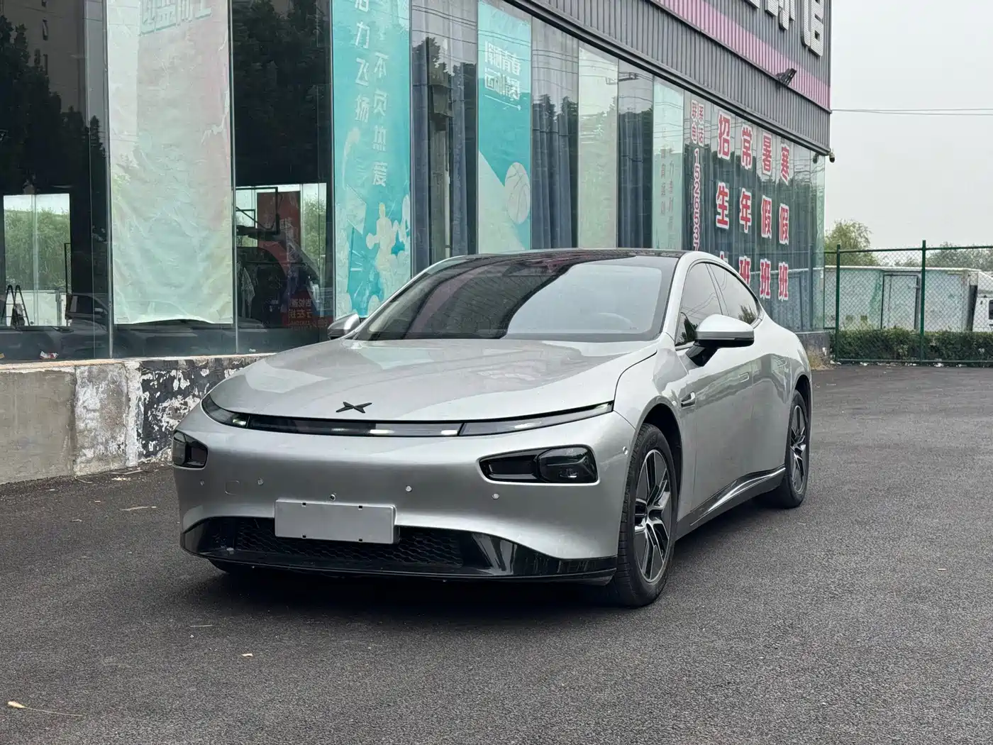 Фото 3 - XPeng P7