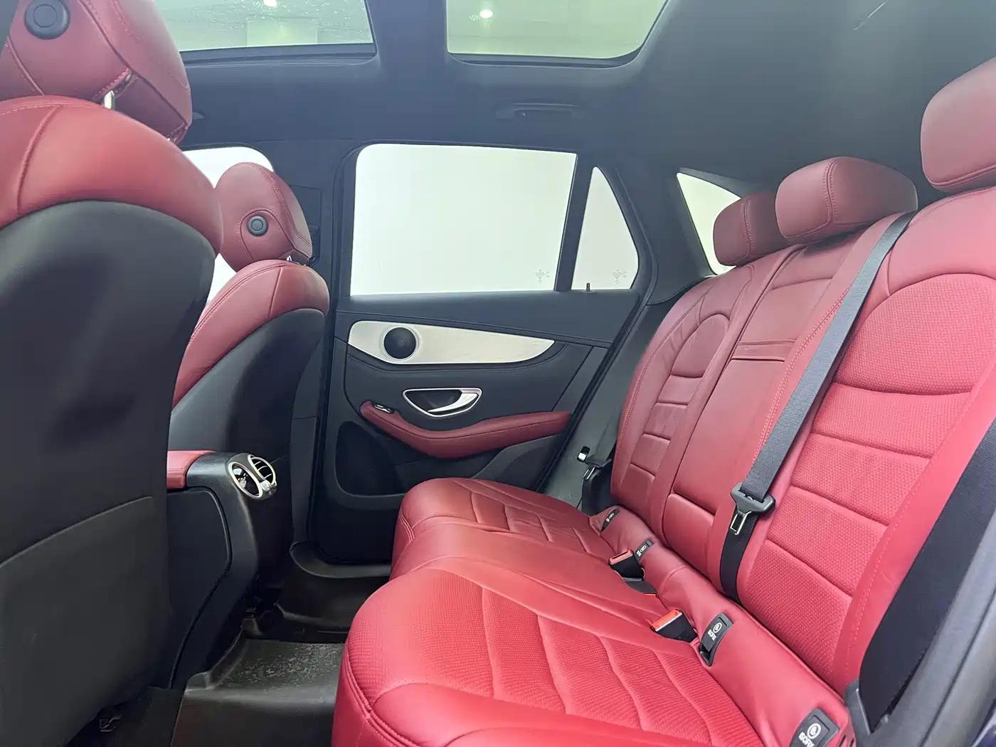 Mercedes-Benz GLC 2018 Facelift GLC 200 4MATIC фото 10