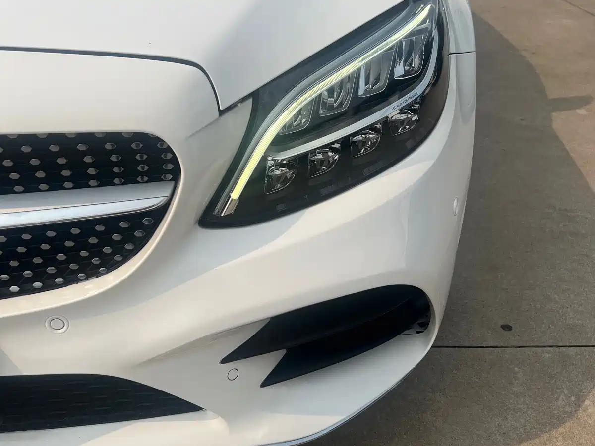Mercedes-Benz C-Class 2019 Facelift C 260 L Sport фото 4