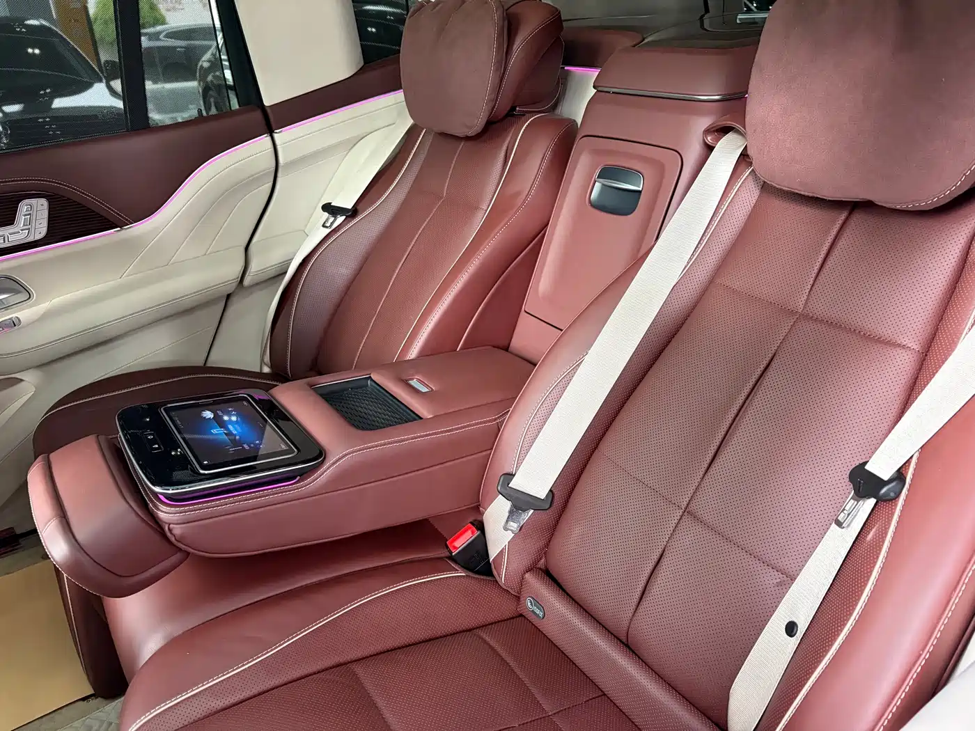 Mercedes-Benz Maybach GLS 2022 GLS 480 4MATIC фото 13