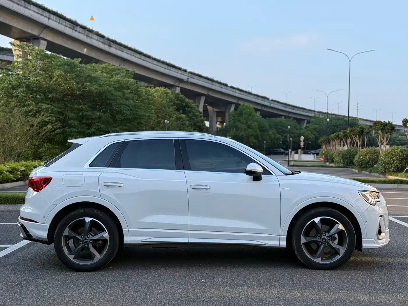 Audi Q3 2024 35 TFSI Fashion Sport фото 4