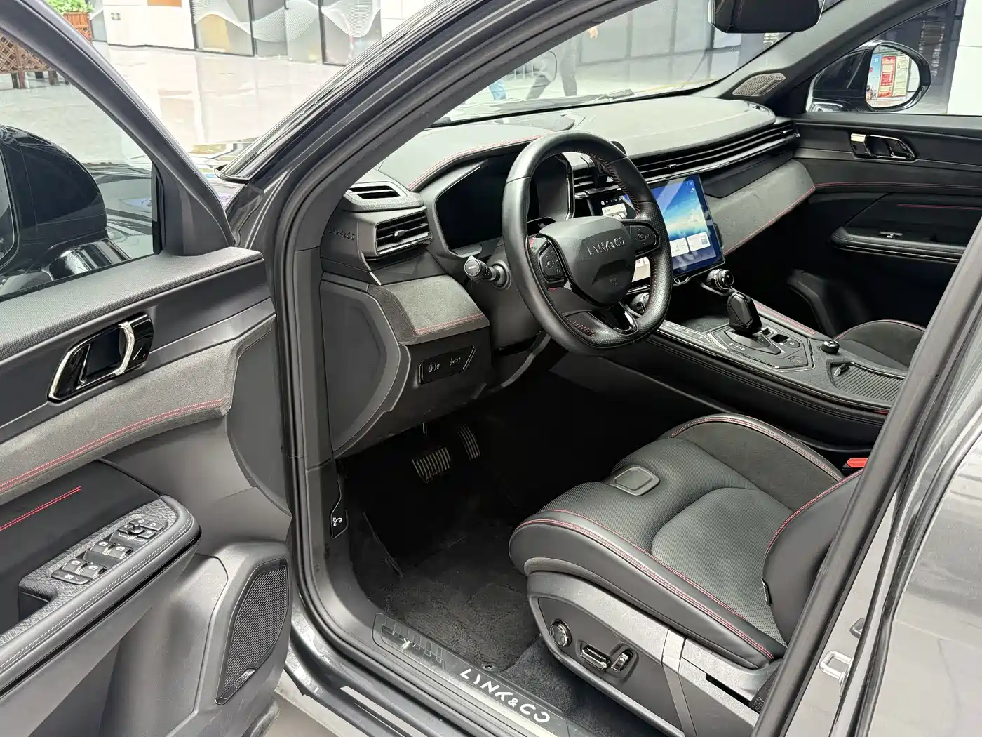 Lynk & Co 05 2023 2023 2.0TD AWD Halo