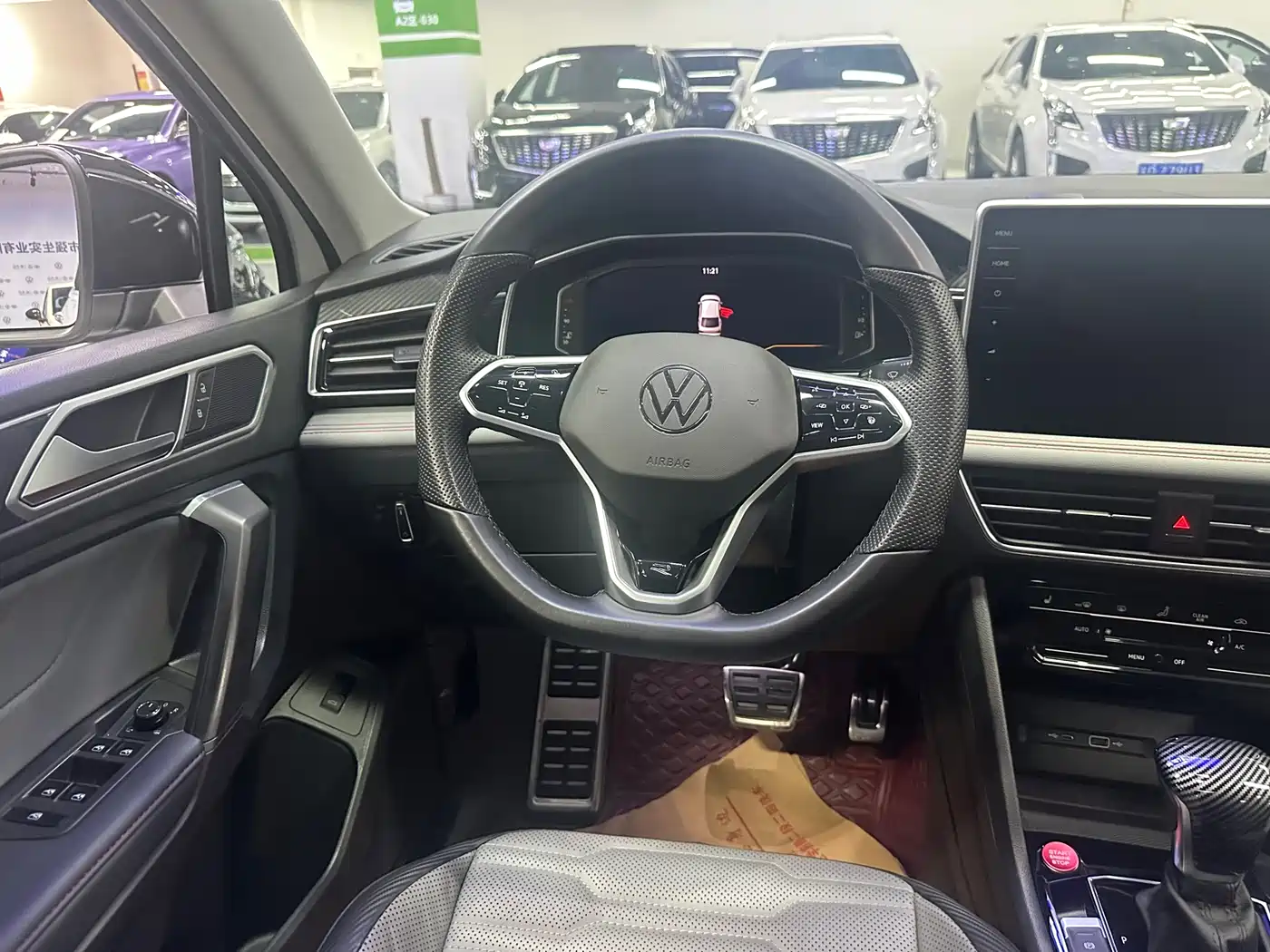 VOLKSWAGEN TIGUAN X