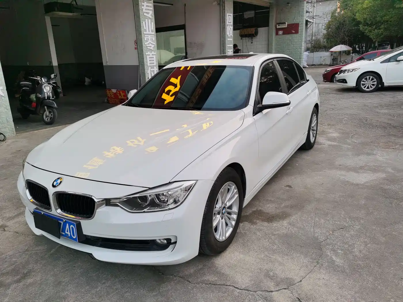BMW 3 Series 2014 320Li Fashion фото 3