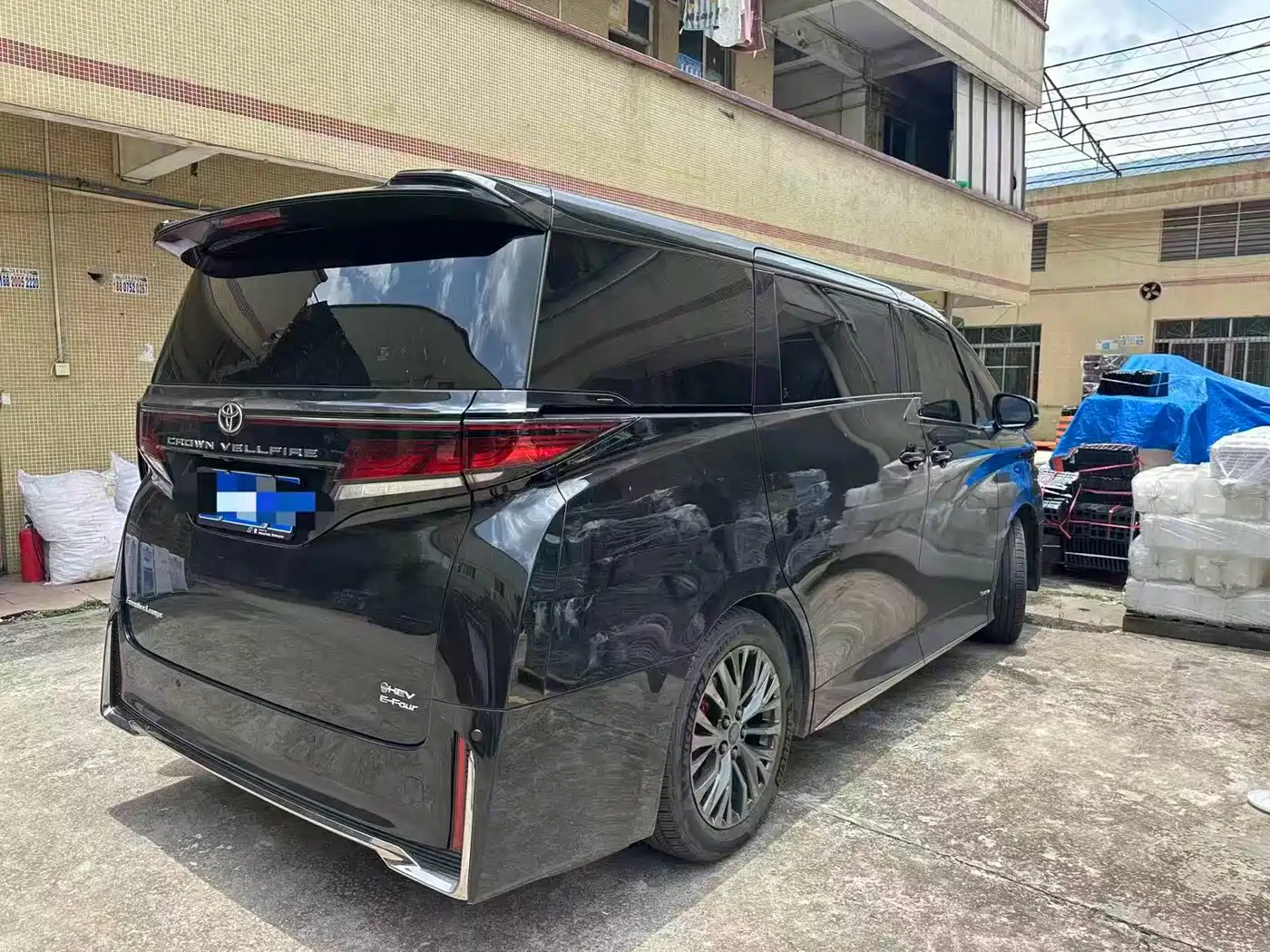 Toyota Vellfire 2026 2025 Crown Hybrid 2.5L Ink Gold Edition