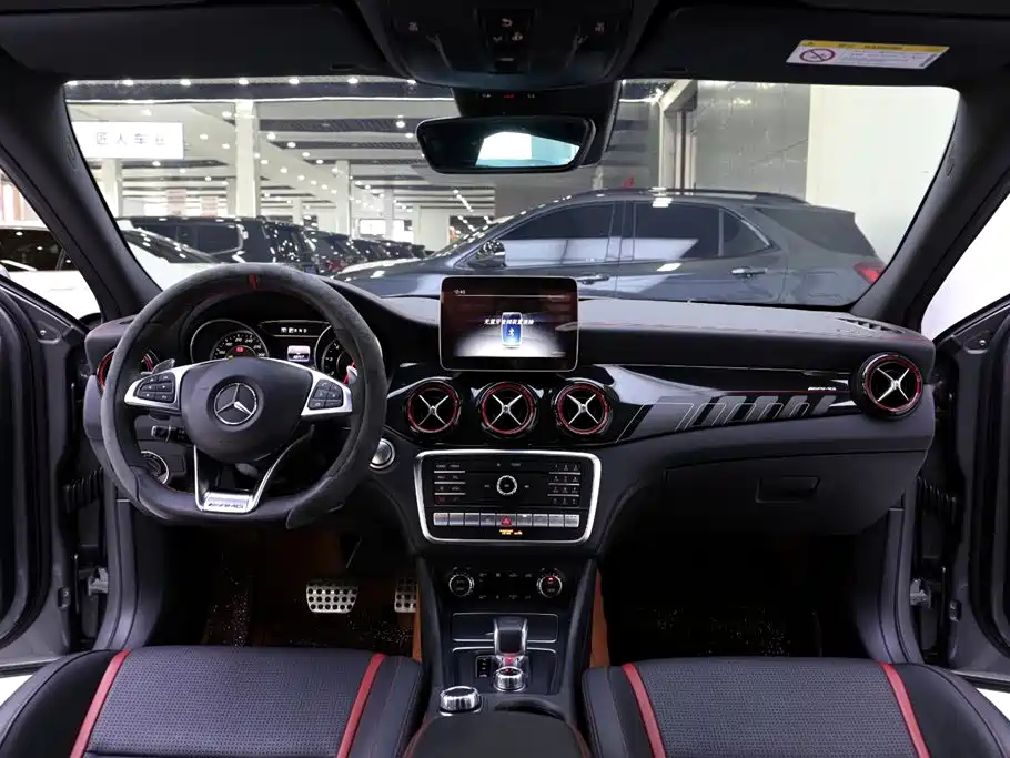 Mercedes-Benz GLA AMG 2017 Facelift AMG GLA 45 4MATIC фото 9